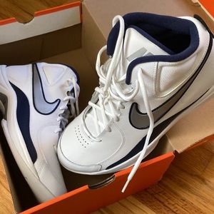 Nike Overplay VII Basketball Shoes - Men size 11
